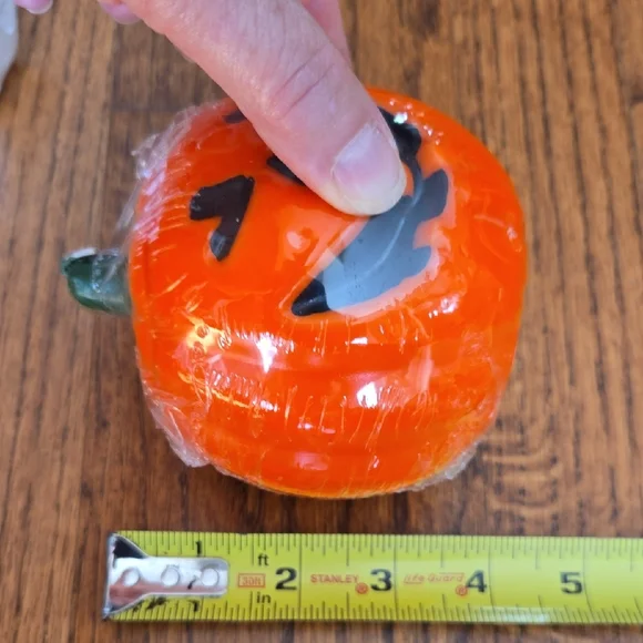 Vintage Candles Sealed Halloween Ghost and Pumpkin Decorative Candles - Picture 11 of 11